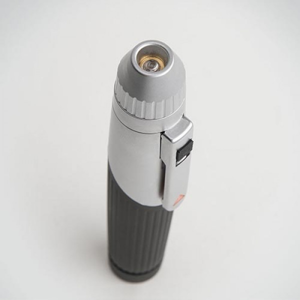 چراغ معاینه جیبی هاین مدل mini-c Cliplamp